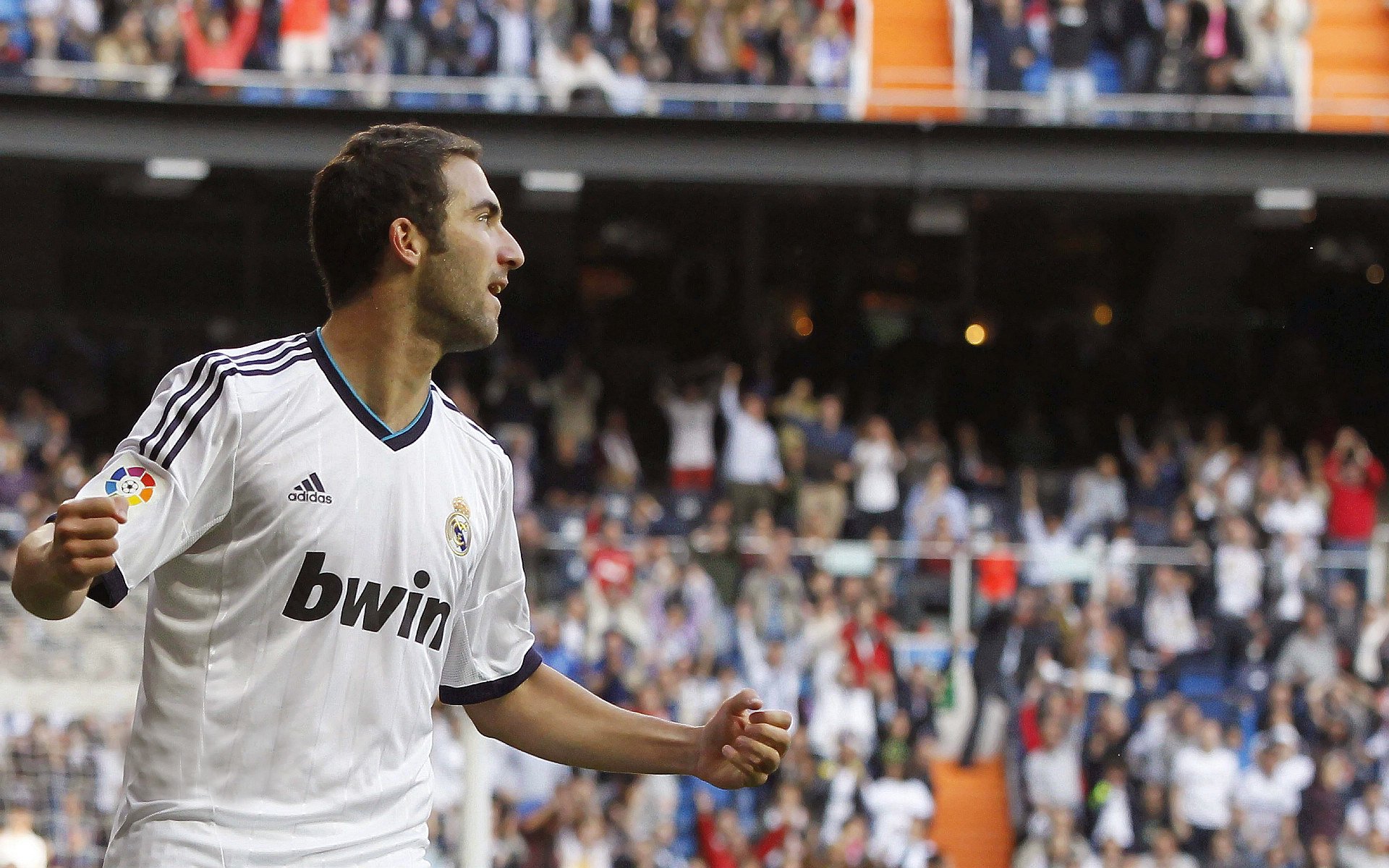 五大联赛常规时间进球总数是否在赛季后期下降，五大联赛赛季最多进球